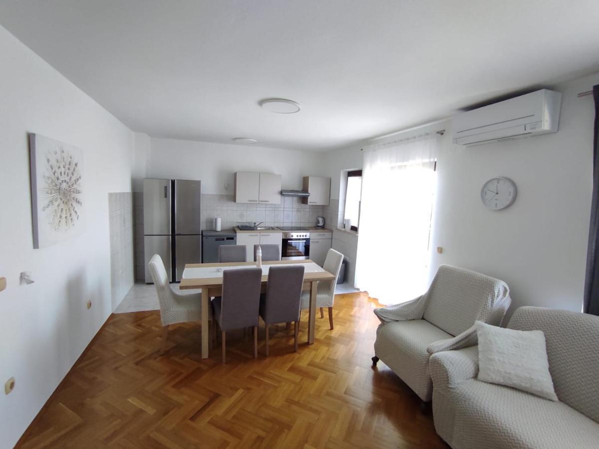 Appartamento House Silva Podstrana Esterno foto